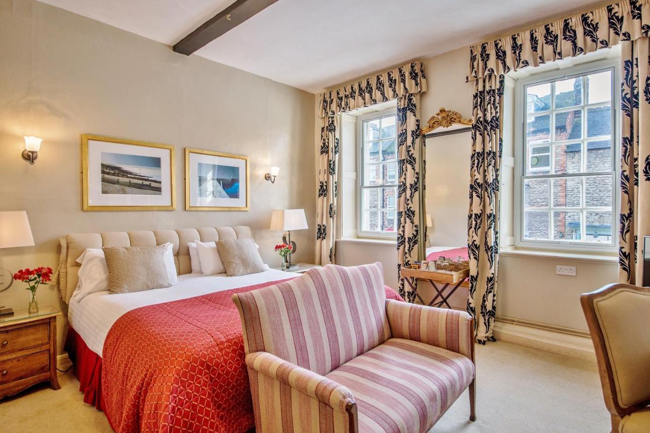 Отель Marlborough Arms Вудсток Экстерьер фото