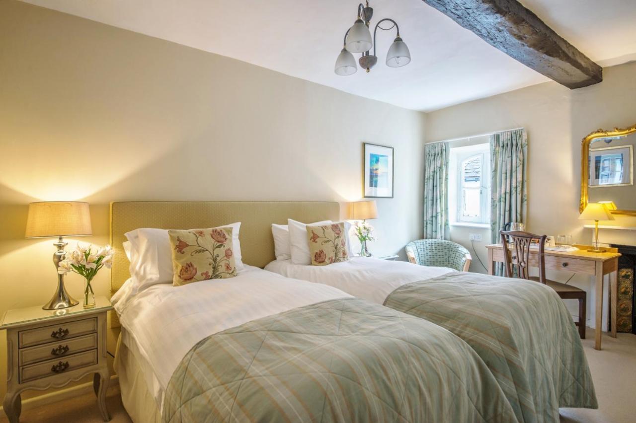 Отель Marlborough Arms Вудсток Экстерьер фото