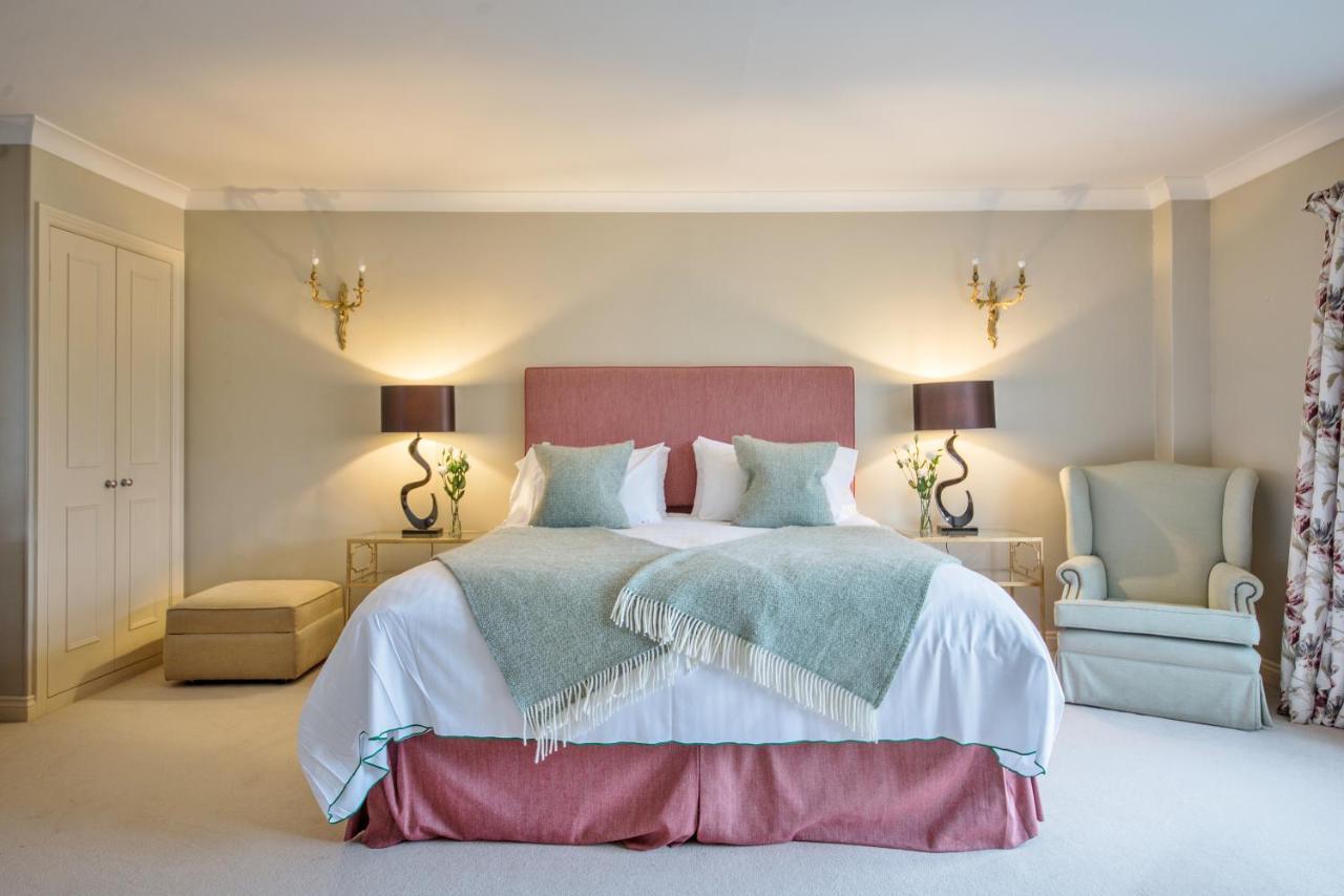 Отель Marlborough Arms Вудсток Экстерьер фото